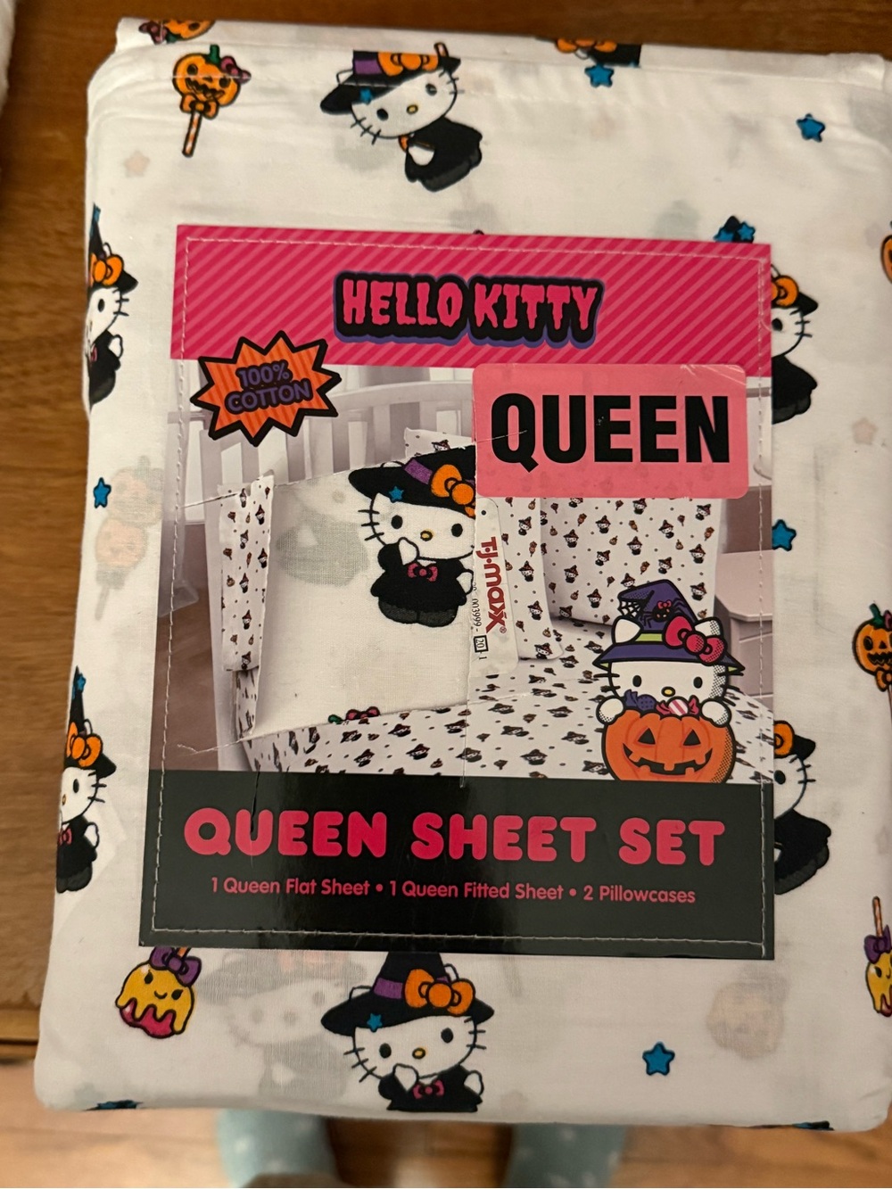 Hello Kitty White Sheet Set with Black, Orange & Purple Halloween Motifs